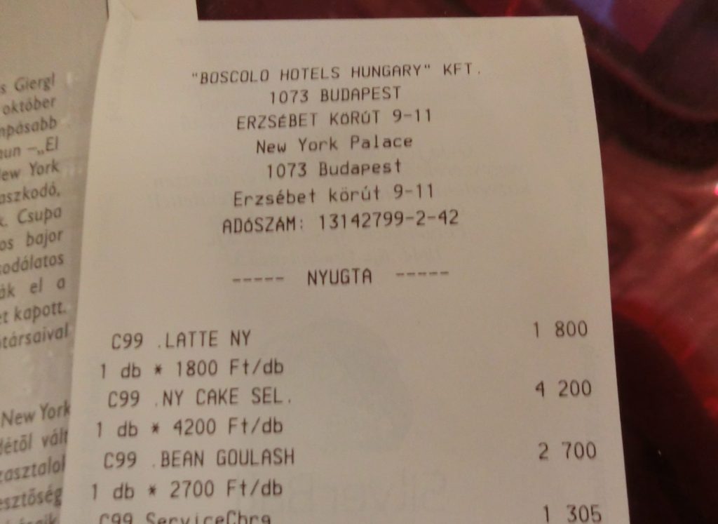 ブダペスト「ニューヨークカフェ」のお会計
