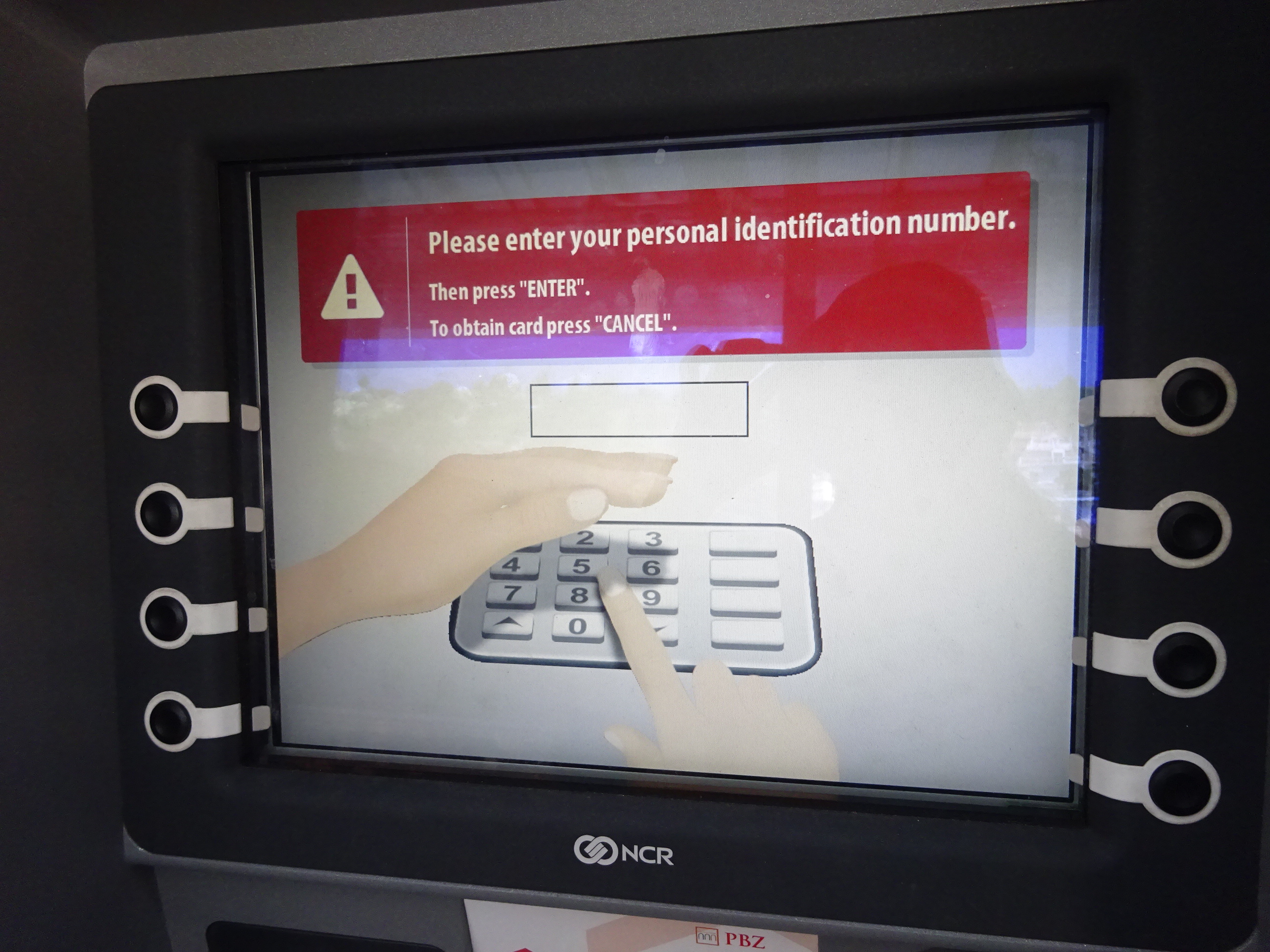 海外ATMの使い方・キャッシング操作方法・PIN（暗証番号）の入力