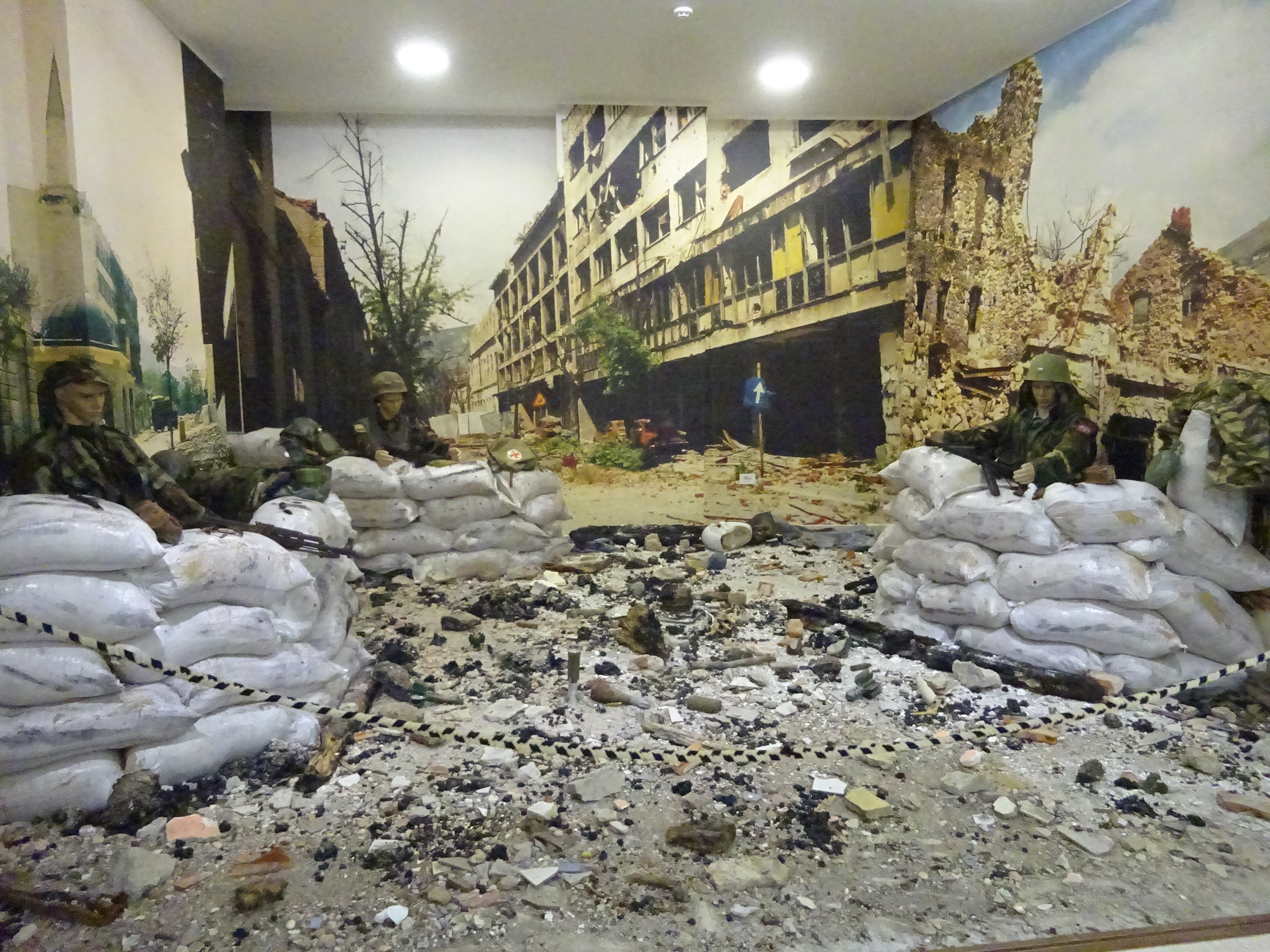 モスタルの博物館「BosnaSeum」ボスニア・ヘルツェゴビナ紛争の展示