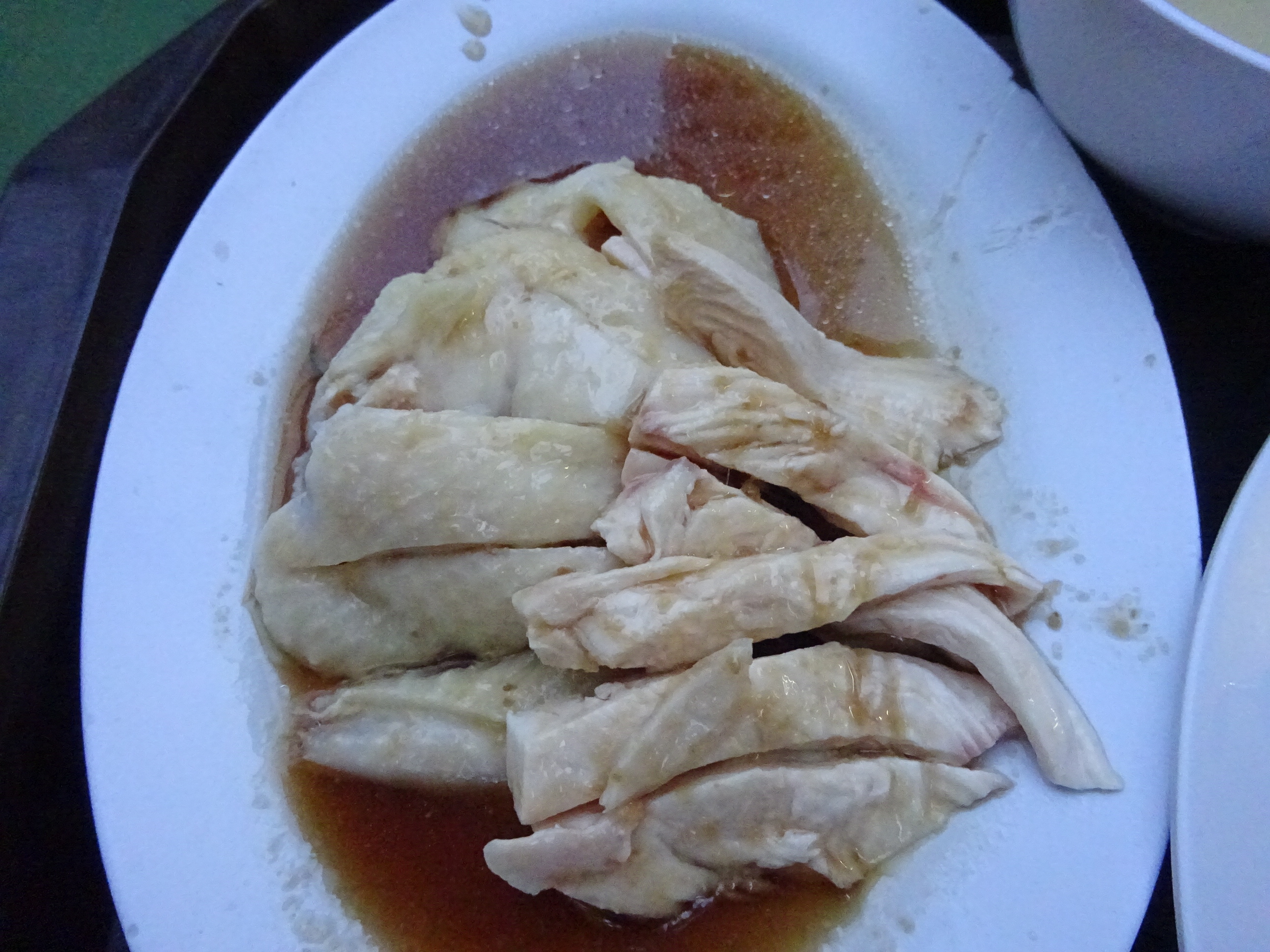 Tong Fong Fatt Hainanese Boneless Chicken Riceのチキン